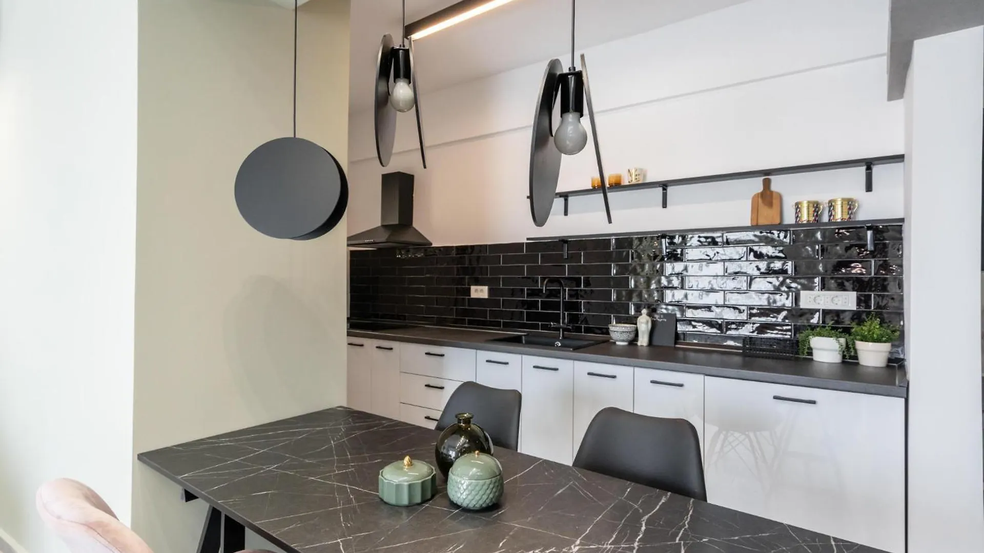 Romana Central 2 Bedroom Apartment Bukarest Rumänien