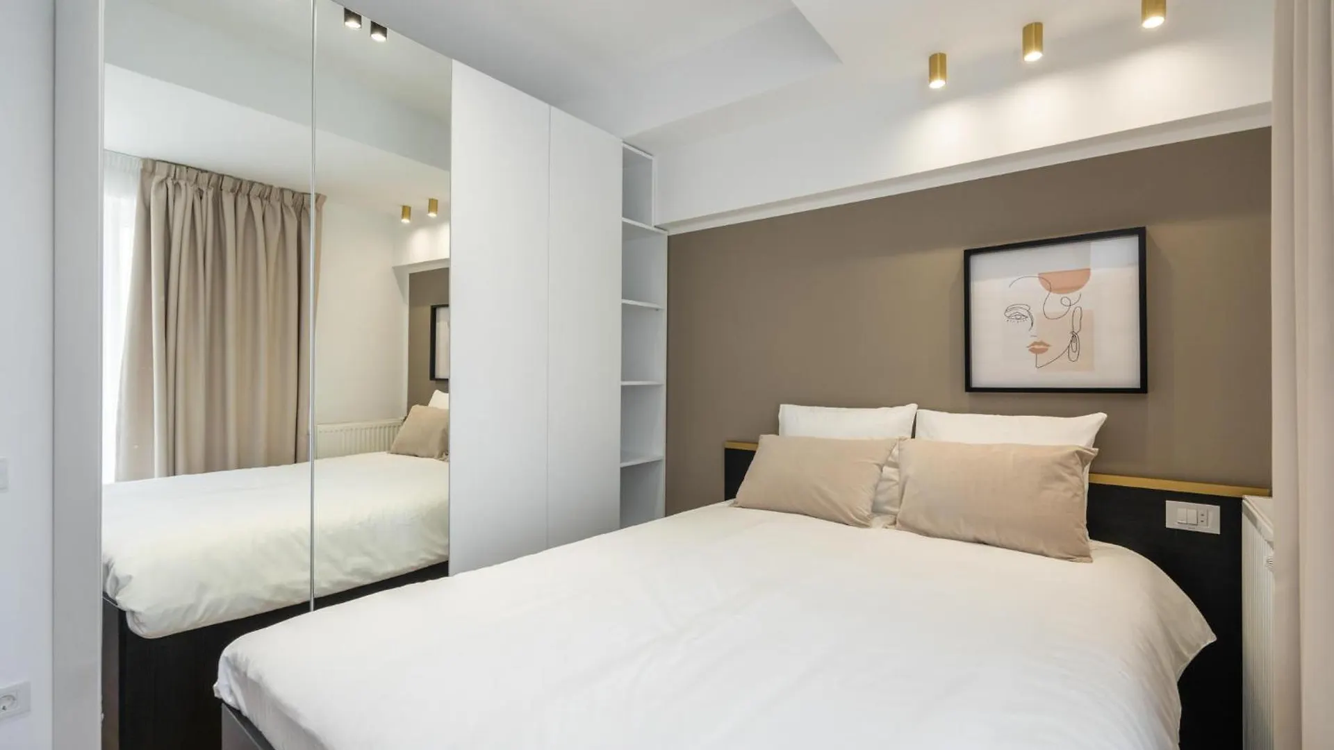 Romana Central 2 Bedroom Apartment Bukarest 0*,